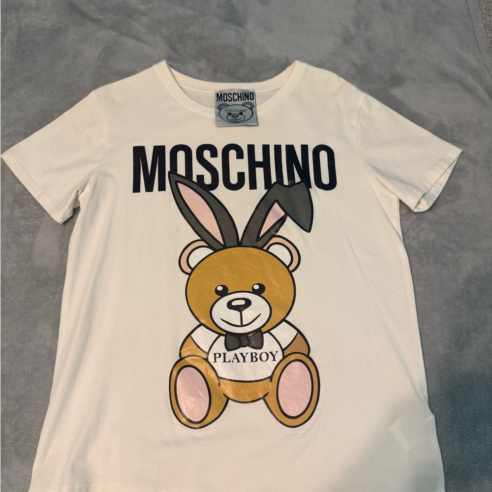 Cream Tee with Bear Design